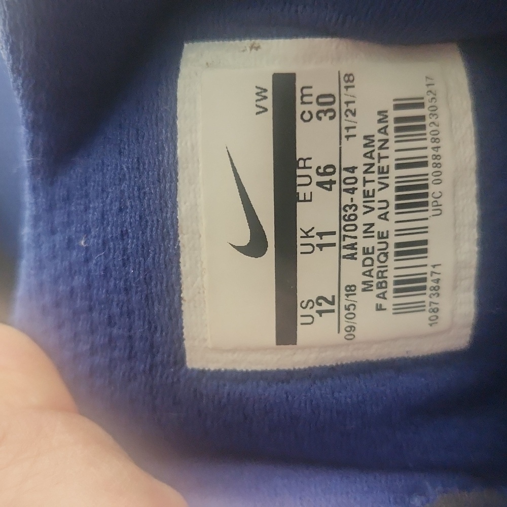 NIKE 12 BLUE AND WHITE ATLHETICS TENIS - Picture 9 of 10